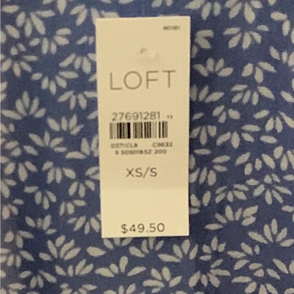 NWT LOFT Blue/White Flower Kimono Cardigan - Picture 2 of 2